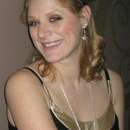 Attractive 48 yr old for younger man in Niagara, Ontario